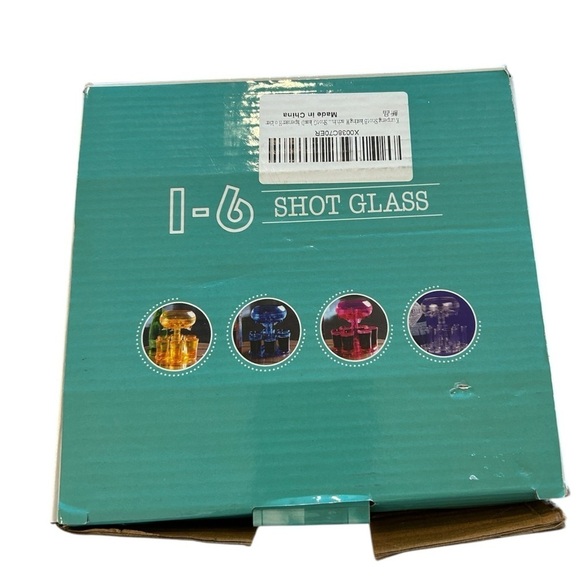 New In Box - Party Drink Set: Shot Glass Dispenser And Holder (Plastic). - Picture 12 of 12